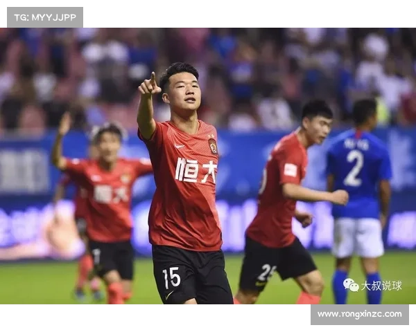 中超联赛 广州恒大淘宝队3：2战胜深圳佳兆业队